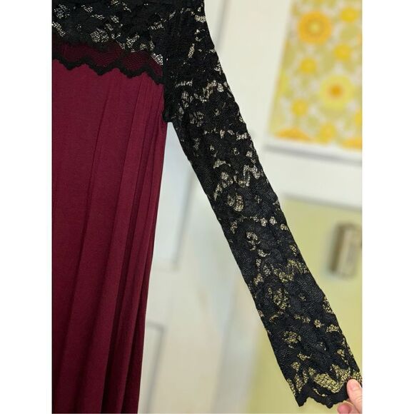 Karen Kane Women’s Large Lace Sleeve Trapeze Swing Dress • High Lo Hem Boat Neck - Picture 3 of 16